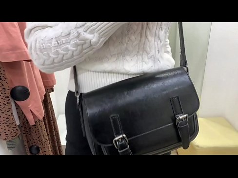 ❤️ Nyilvános maszturbáció a fiatal szuka FeralBerry egy dildóval a próbafülkében Sex video at hu.allo-sex.ru ❌❤