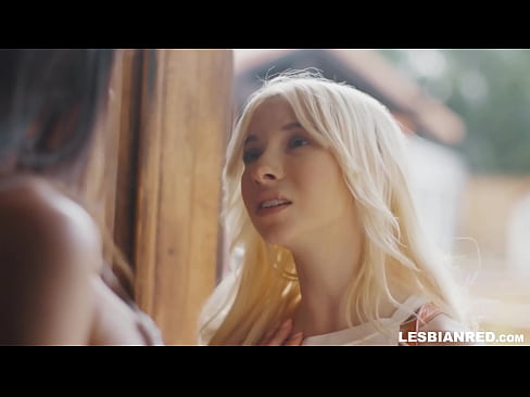 ❤️ A lány néhány hónap után hazajön, és végül a mostohaanyja punciját eszik. Sex video at hu.allo-sex.ru ❌❤